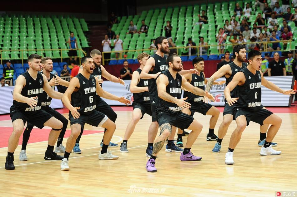 中国男篮开场舞vs新西兰