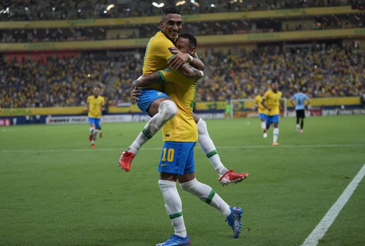 巴西vs乌拉圭足球直播